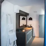 Onirondas Fira (Santorini)