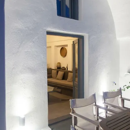 Onirondas Fira (Santorini)
