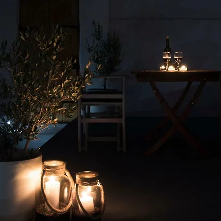 Onirondas Villa Fira (Santorini)